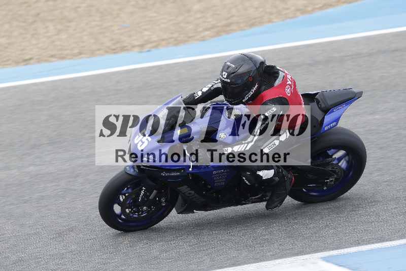 /02 28.-31.01.2025 Moto Center Thun Jerez/gruen-green/55